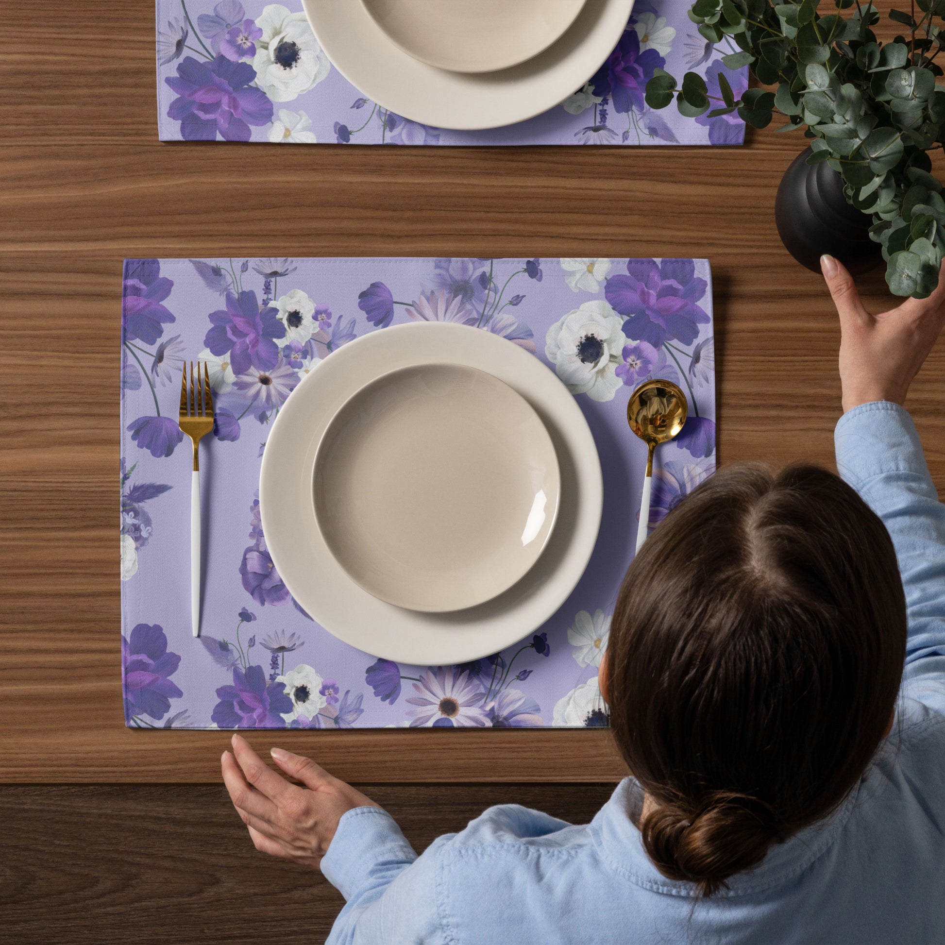 Floral Lilac Placemat Set - Elegant and Functional Dining Accessories - Misfit Marketing Design Studios